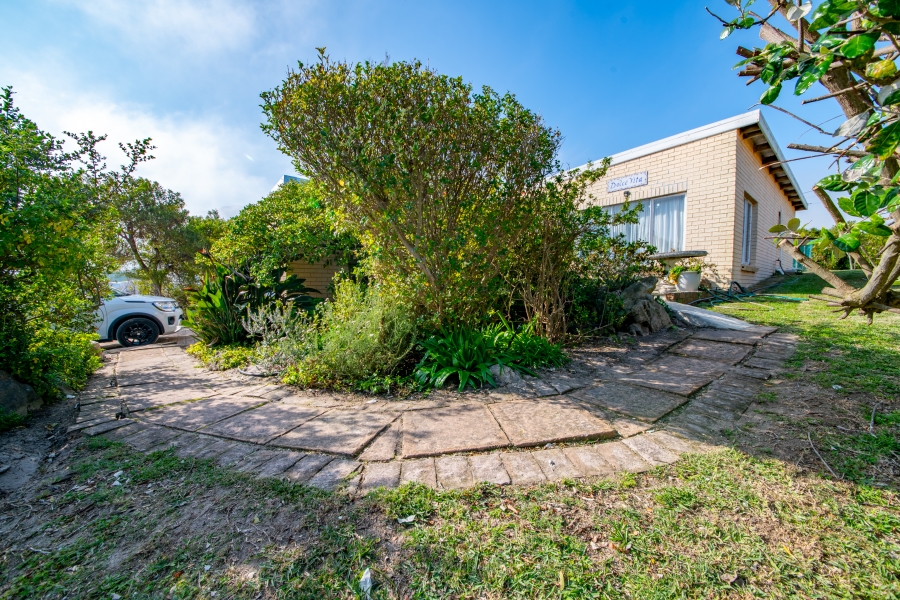 2 Bedroom Property for Sale in Pringle Bay Western Cape